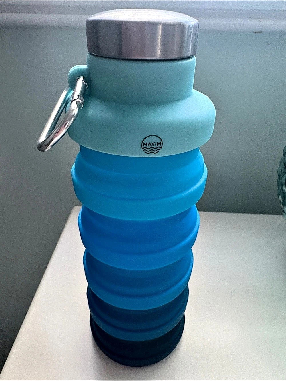 Mayim Collapsible Water Bottle in Blue Like New